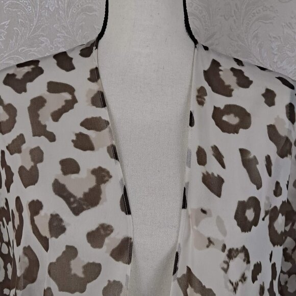 Chico's One Size Cream and Brown Animal Print Open Front Kimono/Duster Sheer - Picture 2 of 11